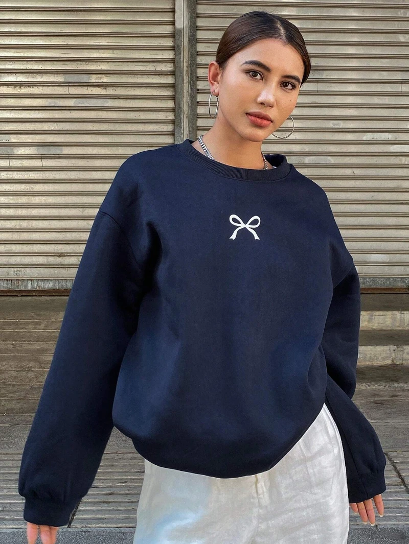 캐주얼 여성 스웻 셔츠 Kawaii Bow 그래픽 프린트 풀오버 편안한 따뜻한 특대 까마귀 가을 양털 부드러운 여성 의류