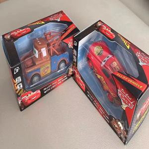 Lightning Mcqueen 만화 디즈니 픽사 라이트 음악 모델 Mater 풀백 자동차 모델 세트 어린이 생일 장난감과 원래 합금 자동차