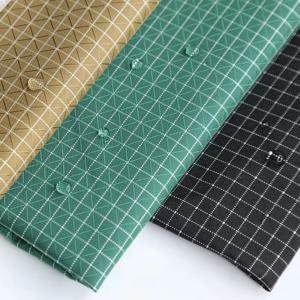 고강도 내마모성 방수 격자 무늬 직물 Uhmwpe 혼합 210D 나일론 직물 DIY 야외 의상 배낭 봉제