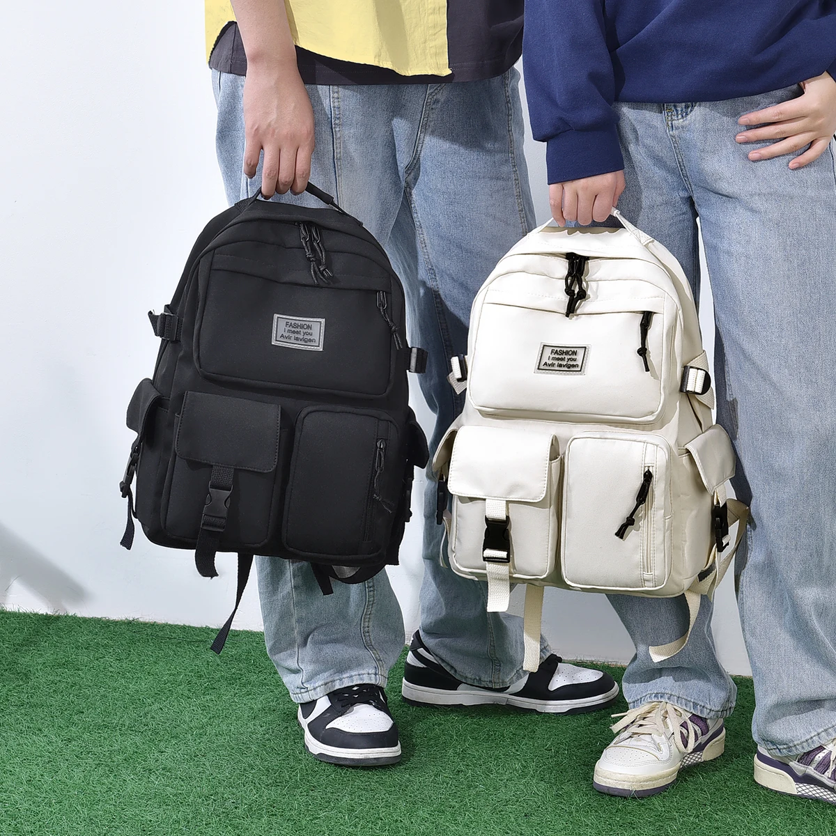 남성과 여성의 대용량 캐주얼 책가방 범용 나일론 배낭 패션 컴퓨터 배낭 매일 통근
