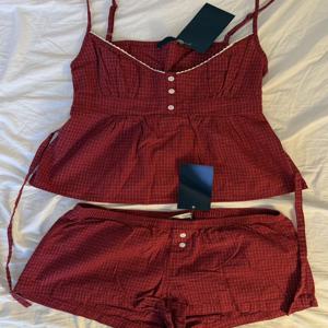 붉은 격자 무늬 버튼 탱크 반바지 세트 여성 뒤로 레이스 업 레이스 트림 슬림 Camis + 탄성 허리 Sweatshorts 스위트 코튼 2 피스 세트