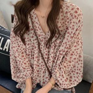 V 넥 쉬폰 셔츠 여성 스위트 탑 블라우스 2025 봄 한국 꽃 프린트 긴 소매 캐주얼 루즈 슬림 레이디 의류 New 9307