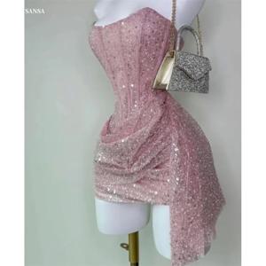 Sansa 맞춤형 반짝 이는 장식 조각 Strapless 미니 댄스 파티 드레스 지퍼 핑크 페르시 فساتين سهرة Pleats 민소매 Colum 파티 드레스