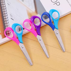 1 Pc 어린이 만화 둥근 머리 안전 가위 플라스틱 DIY 수동 종이 컷 유치원 미술 디자이너 편지지
