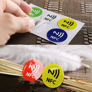 방수 PET 소재 NFC 스티커 스마트 접착제 Ntag213 태그 13.56MHz NTAG203 접착 라벨 NXP 지원 안드로이드