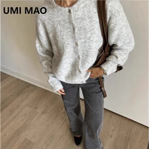 UMI MAO 화이트 소프트 니트 가디건 여성용 쉘 버튼 그레이 울 스웨터 코트 인 스타일 패션 탑 Femme Y2K