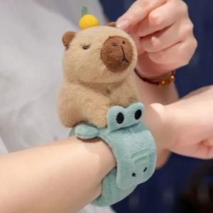 Capybara 슬랩 스냅 랩 Capibara 플러시 팔찌 팔찌 Kawaii 귀여운 강아지 고양이 플러시 장난감 핸드 링 크리 에이 티브 재밌는 선물