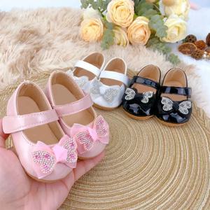 아기 소녀를위한 캐주얼 귀여운 라인 석 Bowknot 장식 메리 제인 신발, 봄과 가을을위한 경량 미끄럼 방지 운동화