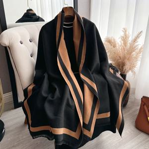 새로운 따뜻한 럭셔리 캐시미어 스카프 여성 일반 색상 패션 목도리와 랩 숙녀 담요 Foulard 겨울 Pashmina Bandana Bufanda