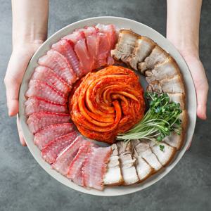 ★허영만 화백의 식객 자문업체★국내산 홍어 삭힌 목포 흑산도홍어 애 삼합