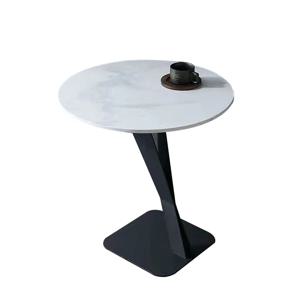 가정을 위한 주문을 받아서 만들어진 현대 둥근에 의하여 닦는된 철 기초 측 테이블 거실 가구를 위한 빠른 납품 공간 절약 커피용 탁자