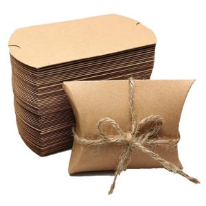 50pcs 크래프트 블랙 화이트 종이 베개 상자 보석 사탕 선물 결혼식 호의 중소 기업 포장 용품 재료