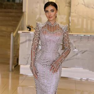 파티 새틴 칼집/열 연예인 드레스 타로 푸 하이 칼라 비즈 사이드 분할 이브닝 드레스 긴 2025에 대한 럭셔리 드레스