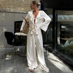 토르노바 러플 와이드 레그 팬츠 투피스 세트 여성 V넥 긴팔 티셔츠 레이스업 하이웨이스트 루즈핏 여성 캐주얼 수트 솔리드