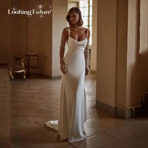 우아한 아이보리 머메이드 웨딩드레스 섹시한 스파게티 스트랩 백리스 플리츠 진주 브라이덜 가운 스윕 트레인 맞춤 제작 2025