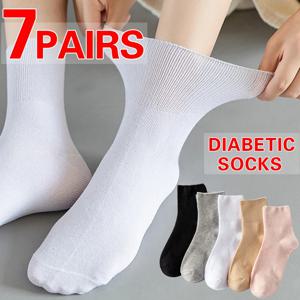 뚱뚱한 발을 가진 노인과 임산부에게 적합한 7 쌍 여성용 비 바인딩 당뇨병 양말 편안한 통기성 신발