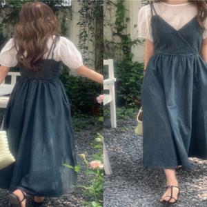 다용도 라운드넥 반팔 셔츠 여성 여름 2023 시크 베이스 레이어 셔츠 데님 홀터 드레스 패셔너블 세트