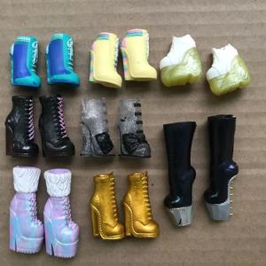 원래 인형 손 신발 부츠 귀걸이 Decors 인형 교체 화이트 베이지 브라운 손 다채로운 인형 액세서리