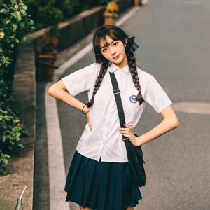 졸업식 교복 세트 JK 교복 플리츠 스커트 반팔 여름 젊은 감각의 대학 스타일 흰색 셔츠 포함