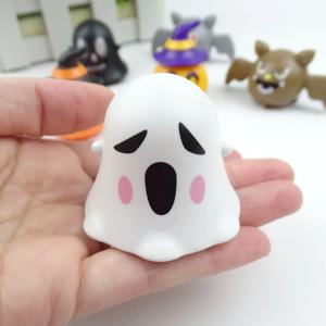 1PCS 어린이 4 륜 구동 관성 비산 방지 모델 어린이를위한 소년 장난감 자동차 시뮬레이션 오프로드 소년 선물 난간/모터 선물