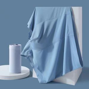 1Pcs Traceless 팬티 남자 복서 반바지 얼음 실크 속옷 얇은 속옷 섹시한 팬티 통기성 탄성 란제리 도매