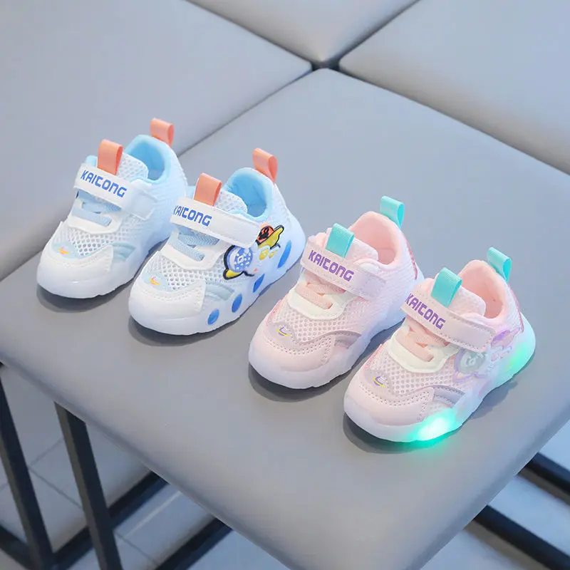 LED 아기 신발 2025 가을 새로운 아이 운동화 0-3y 아기 산책 신발 조명 소녀 신발 안티 슬립 아이 신발 통기성 소년 운동화
