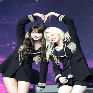 에버글로우 블랙 재즈 공연복 여성 댄스 의상 노래 공연자 무대 의상 한국 그룹 여성 가수 앙상블