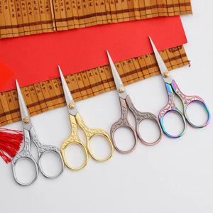 손 자수 크로스 스티치 스테인레스 스틸 스레드 절단 가정용 휴대용 차 가위에 대한 절묘한 복고풍 작은 가위