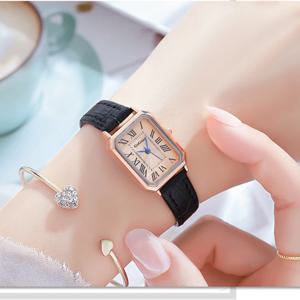 여성용 시계 레트로 로마 블루 바늘 스케일 디자인 세련된 사각형 시계 쿼츠 시계