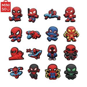 MINISO 16pcs OK 스파이더 맨 신발 매력 나막신 버블 슬라이드 샌들 PVC 신발 장식 액세서리 크리스마스 선물