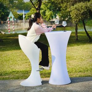 LED 빛나는 바 가구 세트, KTV 식탁 및 의자, 칵테일 하이 테이블, 야외 유행 다채로운 바 카운터 세트