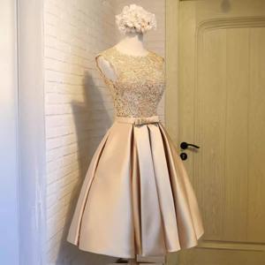 여성용 새틴 짧은 길이의 금색 브라이드메이드 드레스 레드 그레이 레이스 A라인 무릎 길이 홈커밍 로브 정장 파티 프로무 드레스