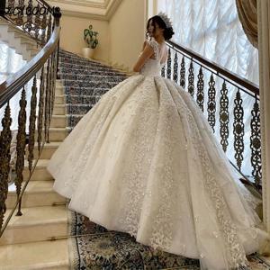 맞춤형 스파게티 스트랩 나비 화이트 웨딩 원피스 2025 볼 가운, 바닥 길이 스윕 트레인 샤이니 레이스업 신부 가운