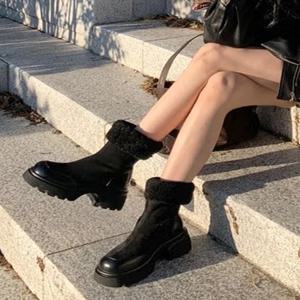 질 바이 질스튜어트 [[24FW]] JLSO4F861BK [전사이즈품절임박][우디] 블랙 플랫폼 앵클 퍼 부츠 (