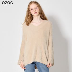 (OZOC)] 브이넥 날개사 루즈핏 긴팔 니트 (택가격: 74000원)