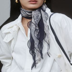 헤지스 액세서리 HISC5F364N2 [선물BEST] Toile de Jouy 네이비 러플 롱 실크 스카프