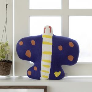 [무케] 닛닛_화사한 색상과 부드러운 터치의 나비 니트 인형 Purple 쿠션