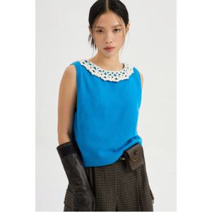[최초가 268,000원] Hand Knitted Trimming Sleeveless Knit Pullover (blue)_LFWAW24440BUX