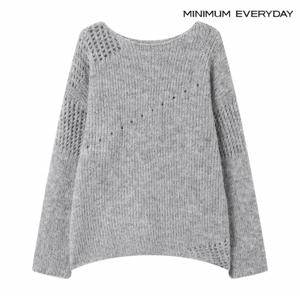 정상가:59,000원 ㅣ  에브리데이]펀칭 루즈핏 라운드 긴팔 니트 (EB4KT001D)