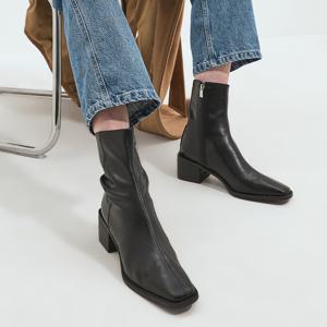 [아이브 안유진 착용] 슬림 스퀘어 토 앵클부츠 412246004 (5.5cm/2color)