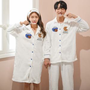 [브리치]  / 쿠키 자수 극세사 커플 수면잠옷 세트