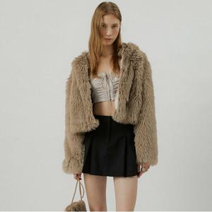 [최초가268,000]코멜리 소프트 퍼 크롭 후디 자켓_MW4WJK01X