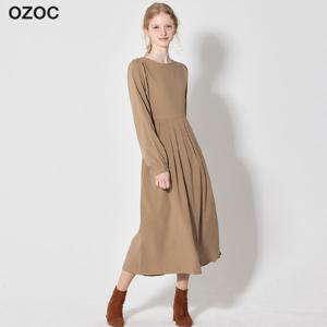 (OZOC)] 라운드 심플 원피스 (택가격: 99000원)