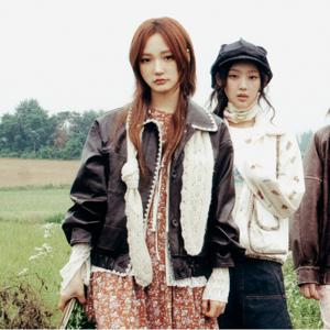 [KiiiKiii 착용] 스카시 니트 머플러_T256MSF137W