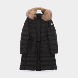 25FW 클로에쎄 패치로고 벨티드 후드퍼 롱패딩 여성 자켓 1C00013 53A5E 99M KHLOESSE