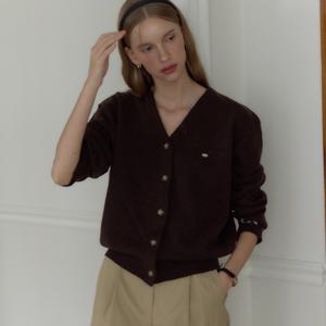 [아워호프] Logo V-neck Cozy Cardigan - Brown [H25FA-KN06-BRO]