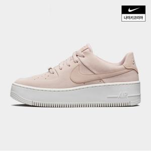 여성 우먼스 나이키 에어 포스 1 세이지 로우 NIKE AR5339-201