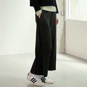 yoyoyoy여성[최초가 166000원] 사이드 랩 플리츠 팬츠 챠콜_AJ08WNPSL02