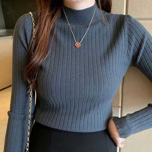 여자 직장인 출근 룩 반폴라 골지 슬림 하프넥 니트 흰색목폴라반목티 면폴라티반목폴라티