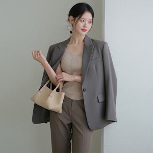 [최초가 109,900원]리즈 하트넥 슬리브리스 니트탑 3종세트